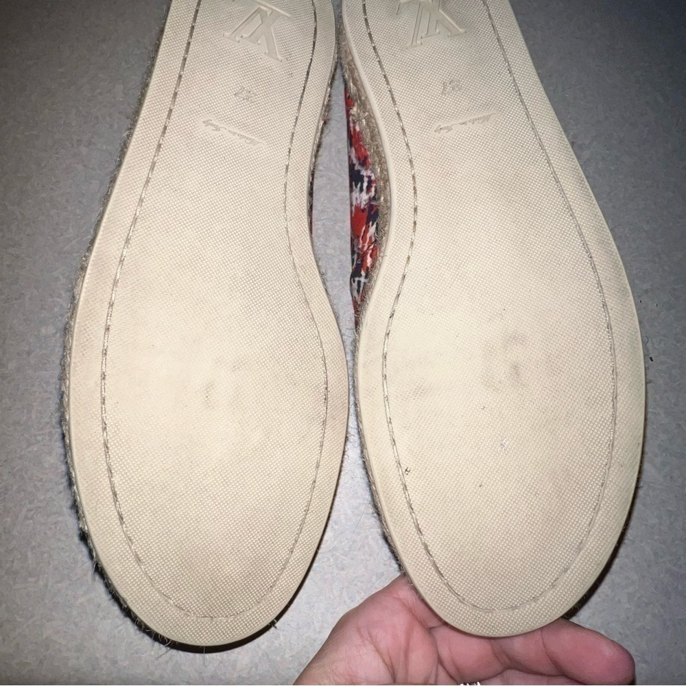 Louis Vuitton blue and red espadrille sandals. - Picture 10 of 12